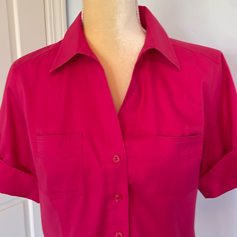 Chico's Hot Pink No Iron Short Sleeve Top